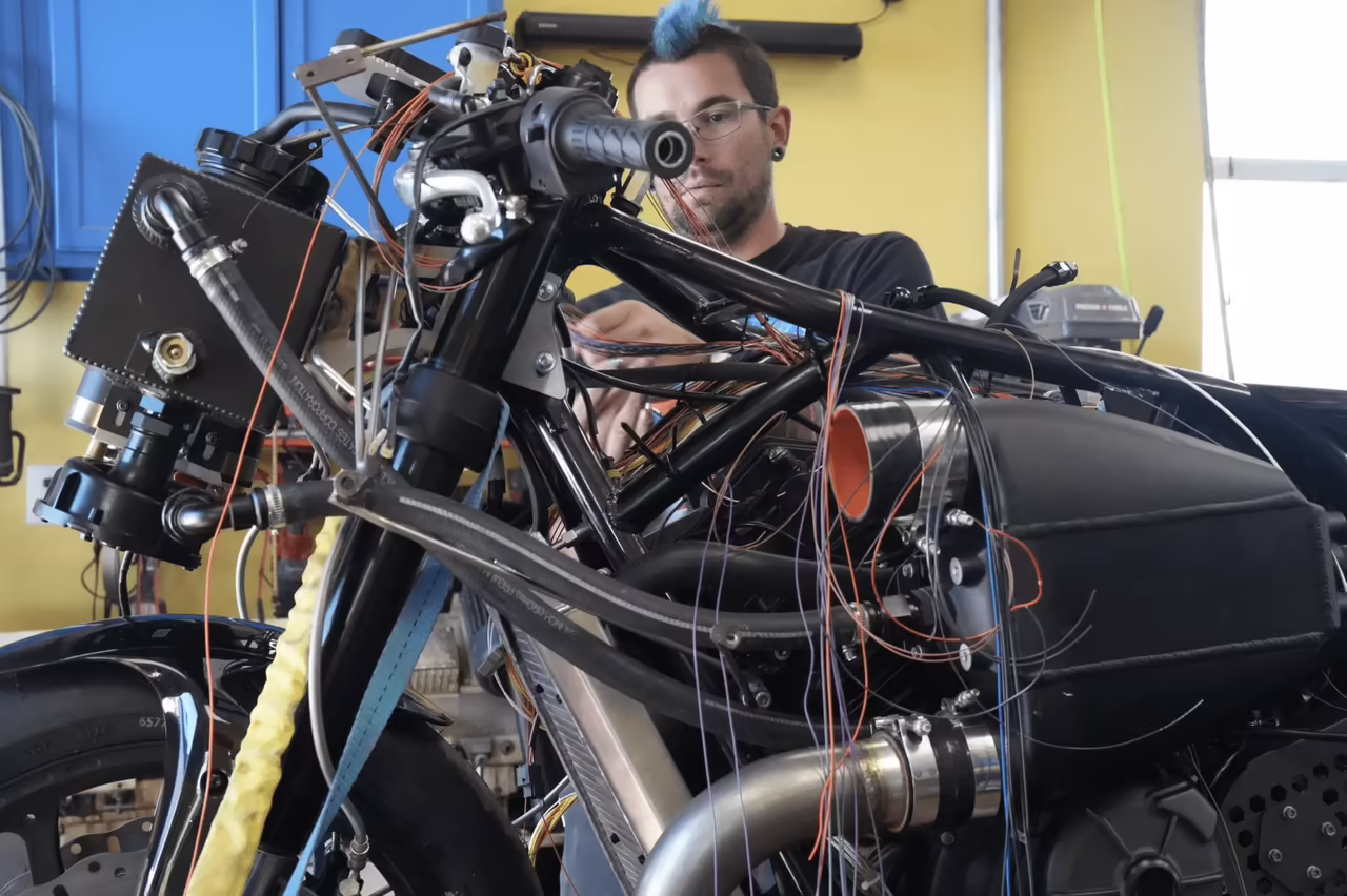 There is no scientific evidence to prove that a dyed mohawk makes you go faster