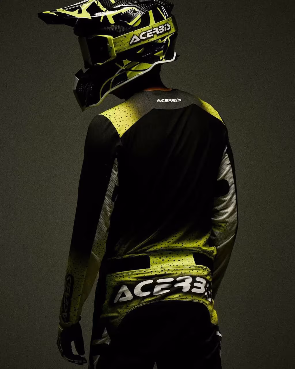 X-FLEX 2.0: il nuovo total look racing 2027 firmato Acerbis (5)
