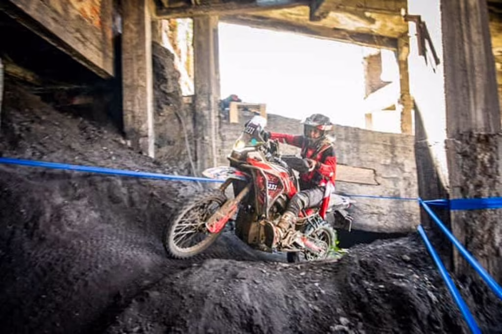 CFMoto 450MT conquers all adventure classes at red bull romaniacs