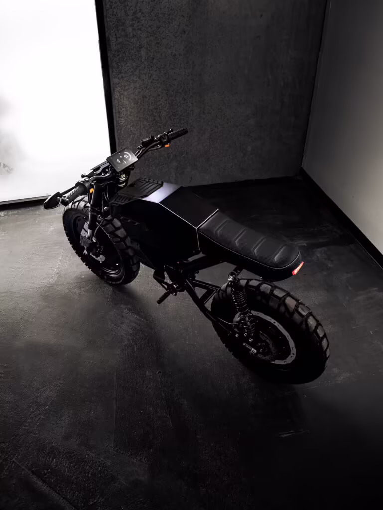 Droog Moto - ONYX collab - THE PACK - Electric Motorcycle News