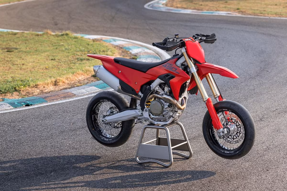 Супермото Ducati Desmo450 SM