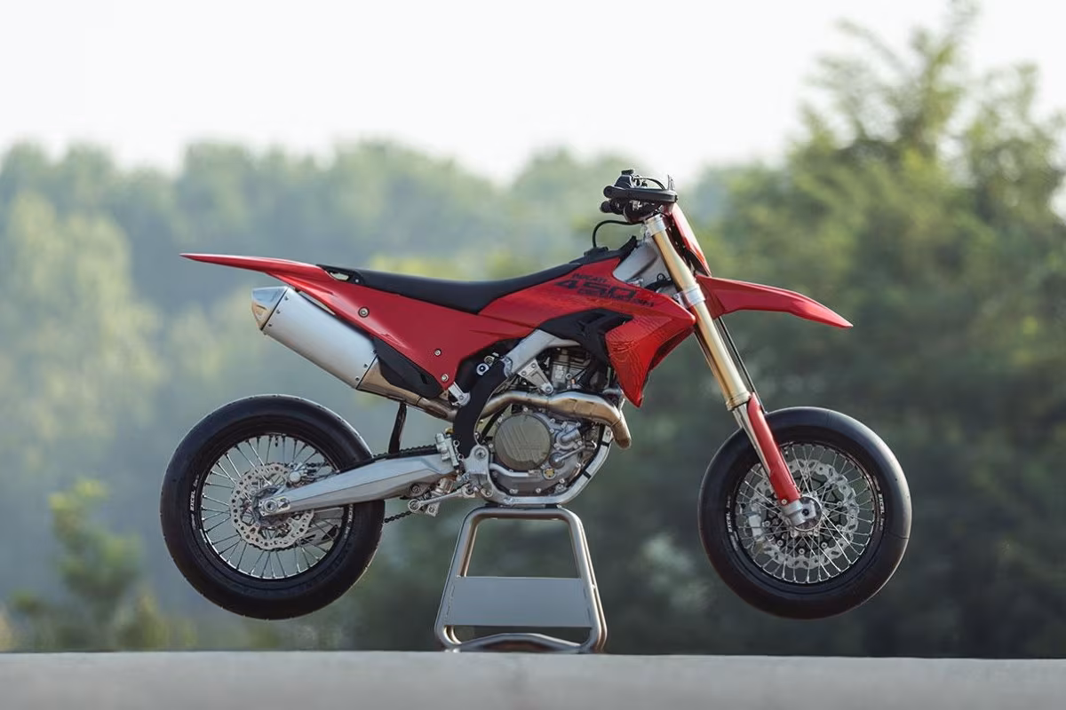 Супермото Ducati Desmo450 SM