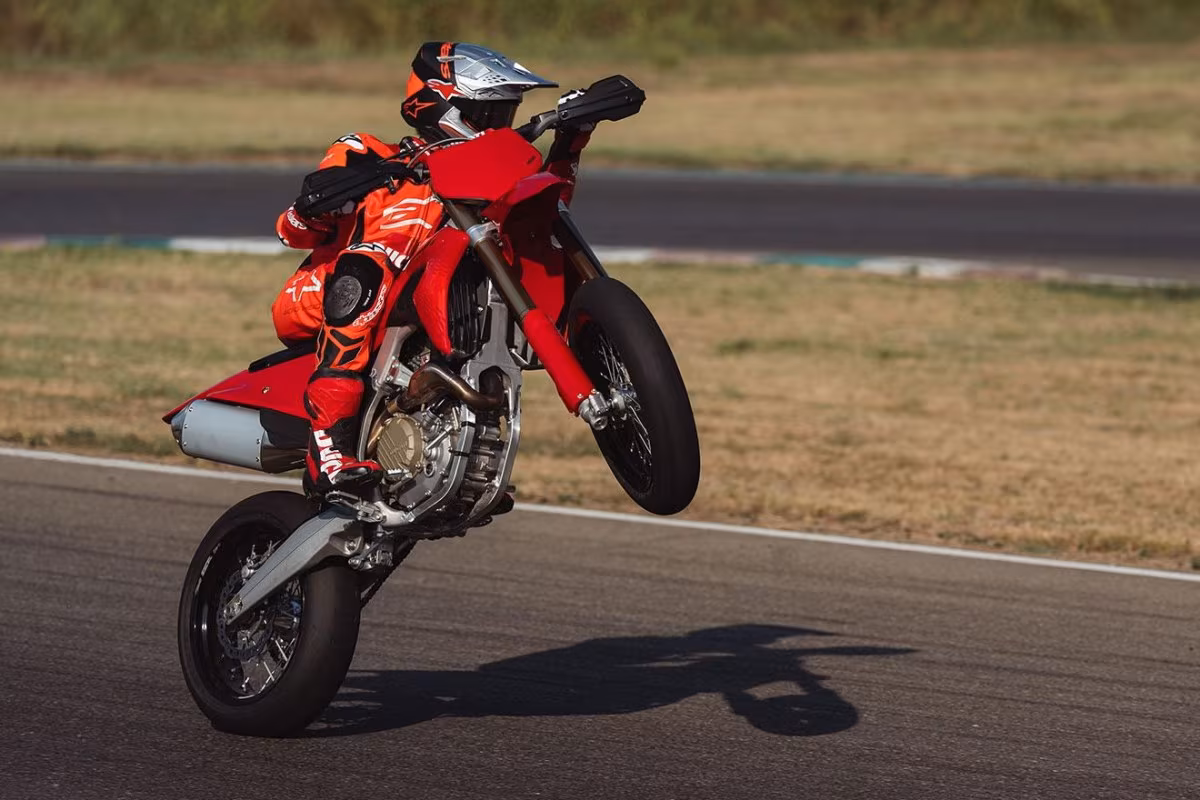 Супермото Ducati Desmo450 SM