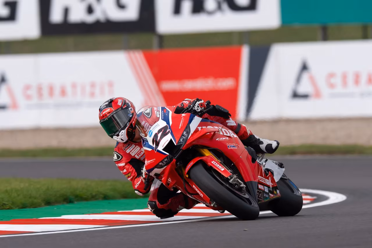 Джейсон О’Халлоран на этапе BSB в Донингтоне в 2026 году