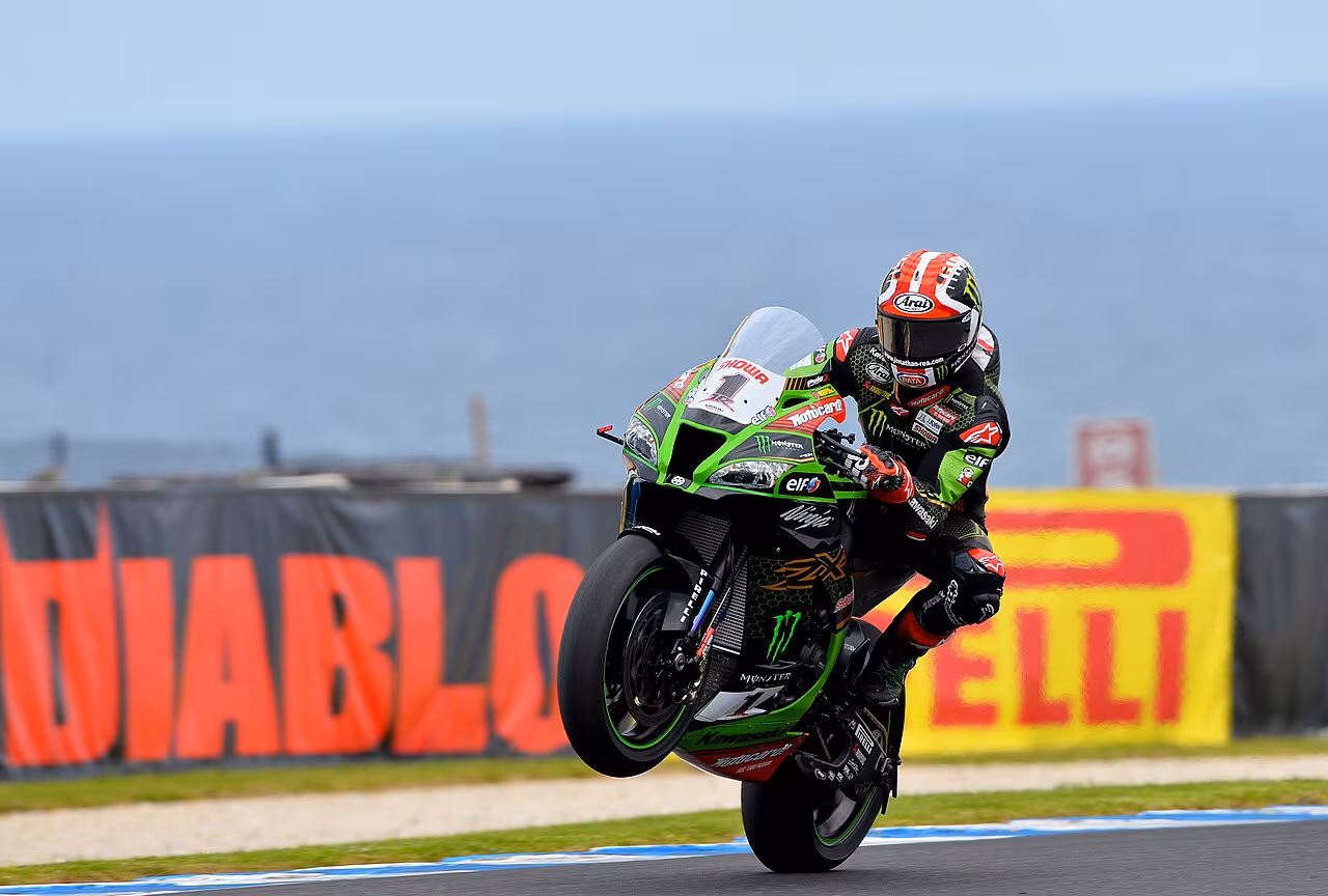 Джонатан Рэй на трассе Phillip Island в 2020 году