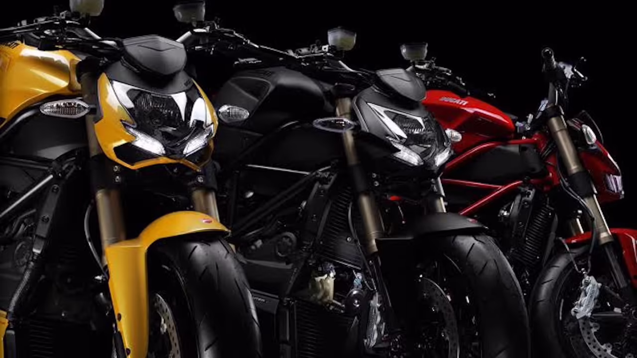 Ducati Streetfighter 848, который владелец забрал из шоурума Superbike Factory за полтора часа до остановки торговли