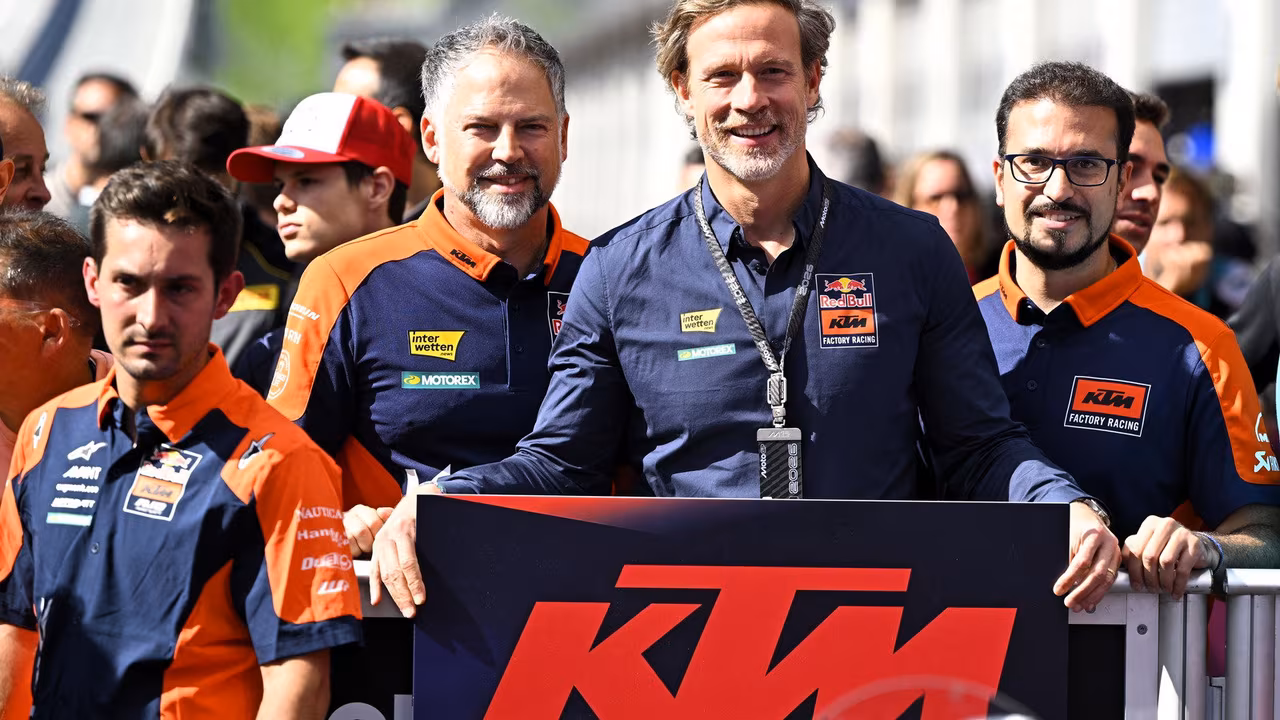 Педро Акоста на мотоцикле KTM во время этапа MotoGP на Ред Булл Ринге
