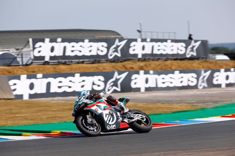 Max Cook in action for AJN Steelstock Bimota at Thruxton