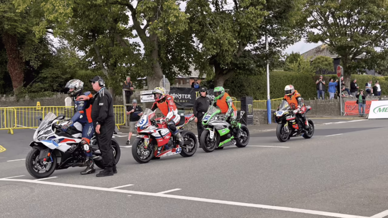 Квалификация Manx Grand Prix отменена из-за дождя