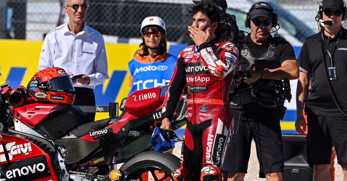 Марк Маркес на Ducati лидирует в гонке Гран-при Сан-Марино MotoGP в Мизано