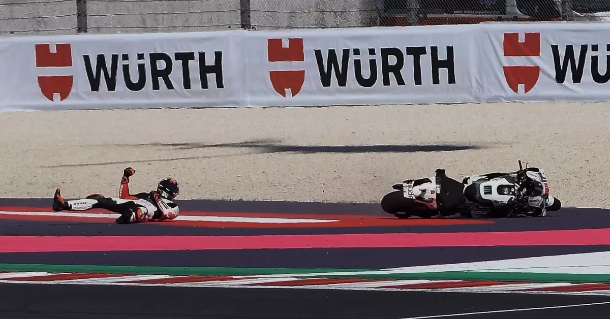 Марко Беццекки на Aprilia RS-GP в гонке Гран-при Сан-Марино в Мизано
