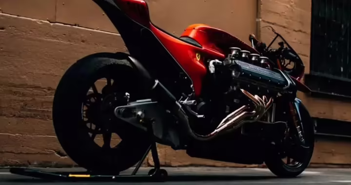 La moto col motore Ferrari V8 venduta per oltre 500 mila dollari