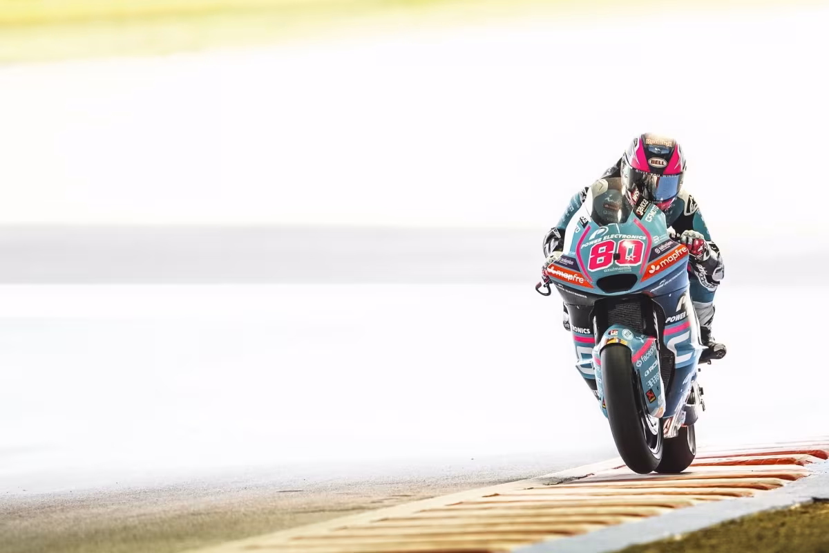 Давид Алонсо на CFMOTO Aspar Team в Moto2