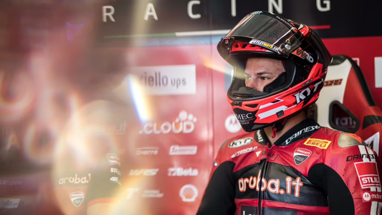 Николо Булега на Ducati Panigale V4 R в сезоне World Superbike