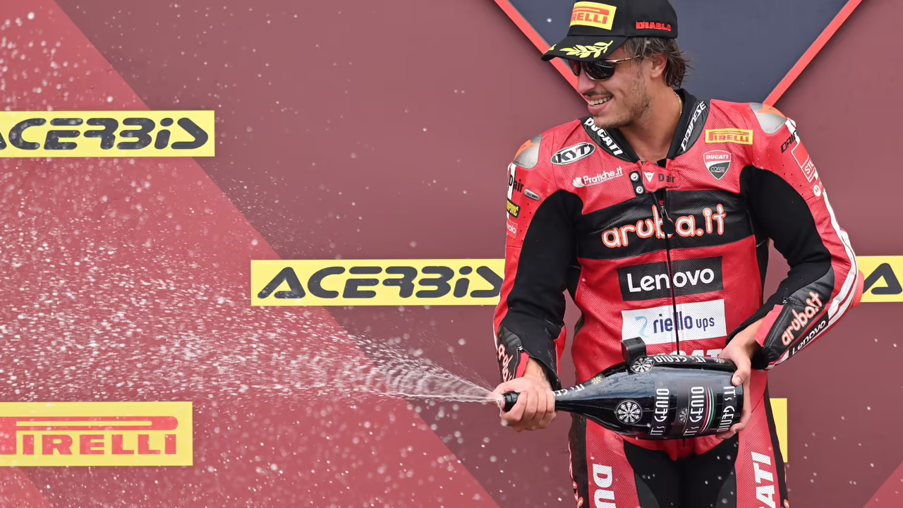 Николо Булега на этапе WorldSBK в Маньи-Куре