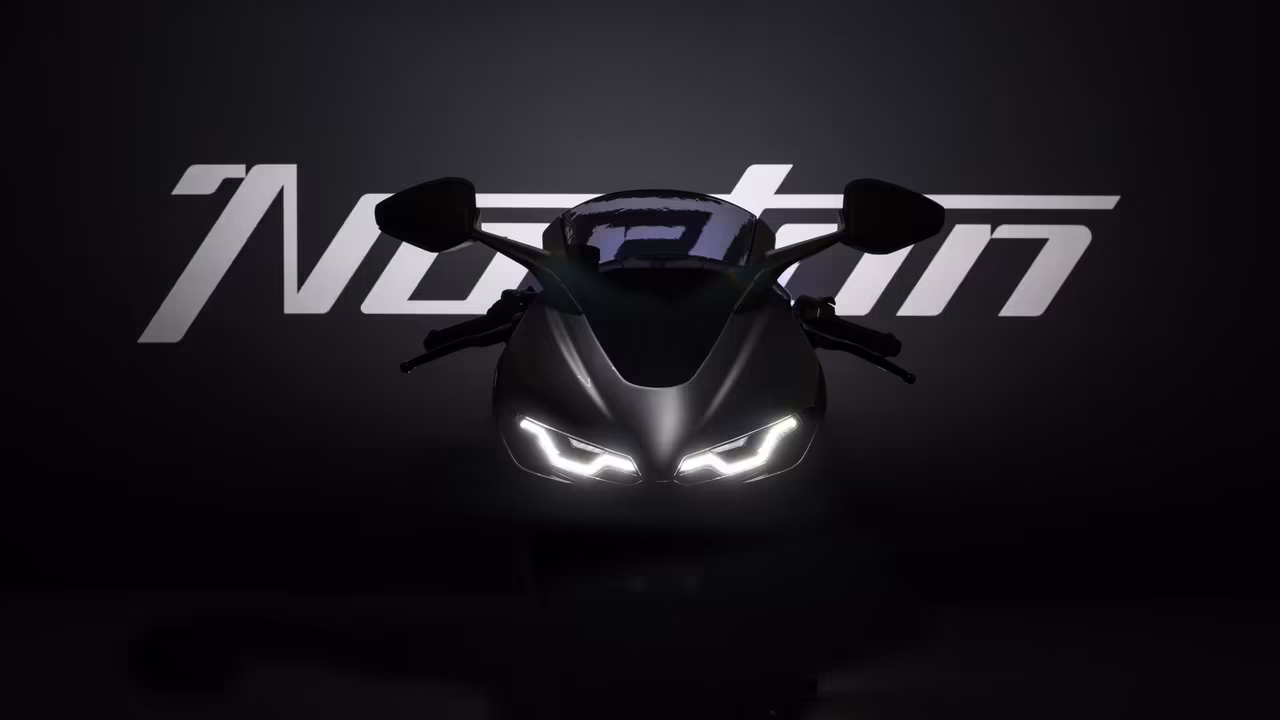 Спортивный мотоцикл Norton Manx R с открытыми механическими узлами и минималистичным обвесом
