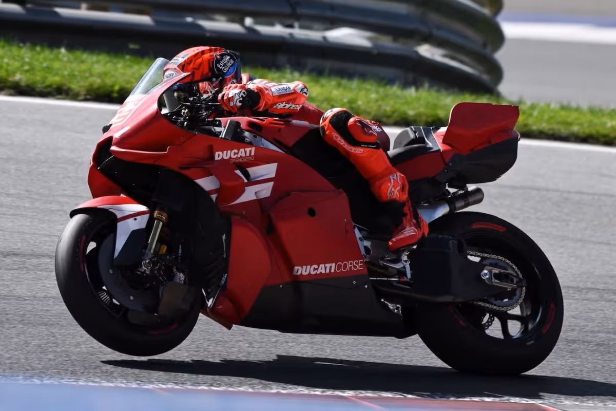 Марк Маркес на экспериментальном прототипе Ducati Desmosedici GP27 на Red Bull Ring