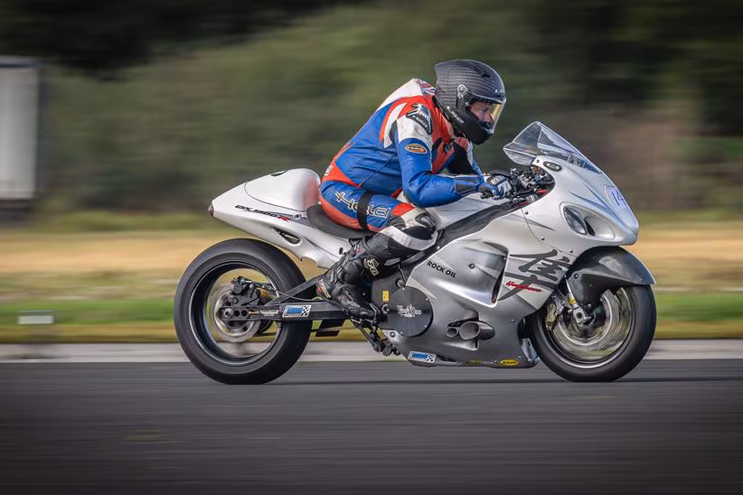 Talan Skeels-Piggins riding his turbocharged Suzuki Hayabusa. Credit: John Bearby Images