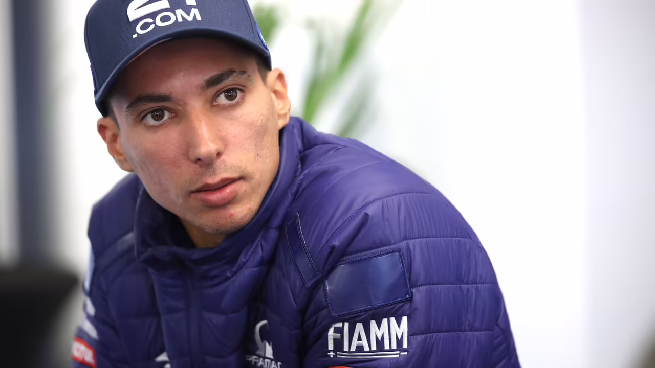 Топрак Разгатлиоглу на мотоцикле Pramac Yamaha во время гоночного уикенда MotoGP