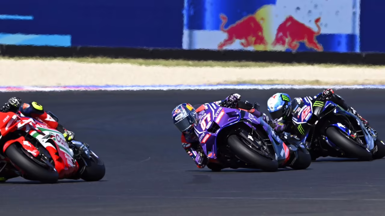 Razgatlioglu between Mir and Rins, who would both retire due to sickness, early in the grand… © Gold and Goose