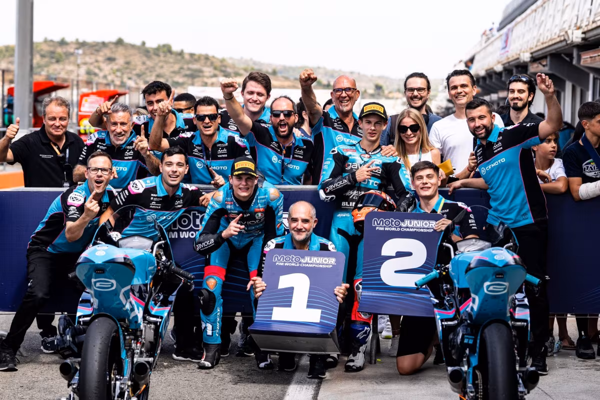 Ярослав Карпушин выступает в серии FIM MotoJunior